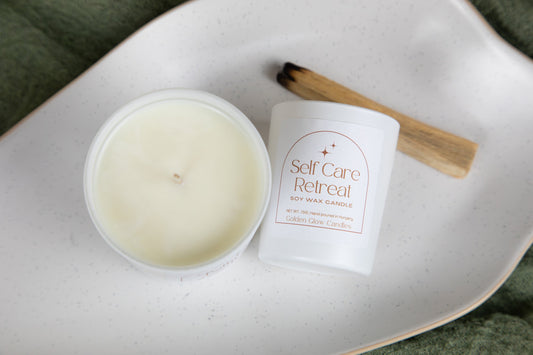 Self Care Retreat illatgyertya vegán szójaviasz kézzel öntött gyertya felülnézetből